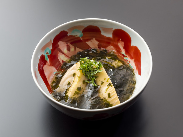 筍と魚の若布餡掛け